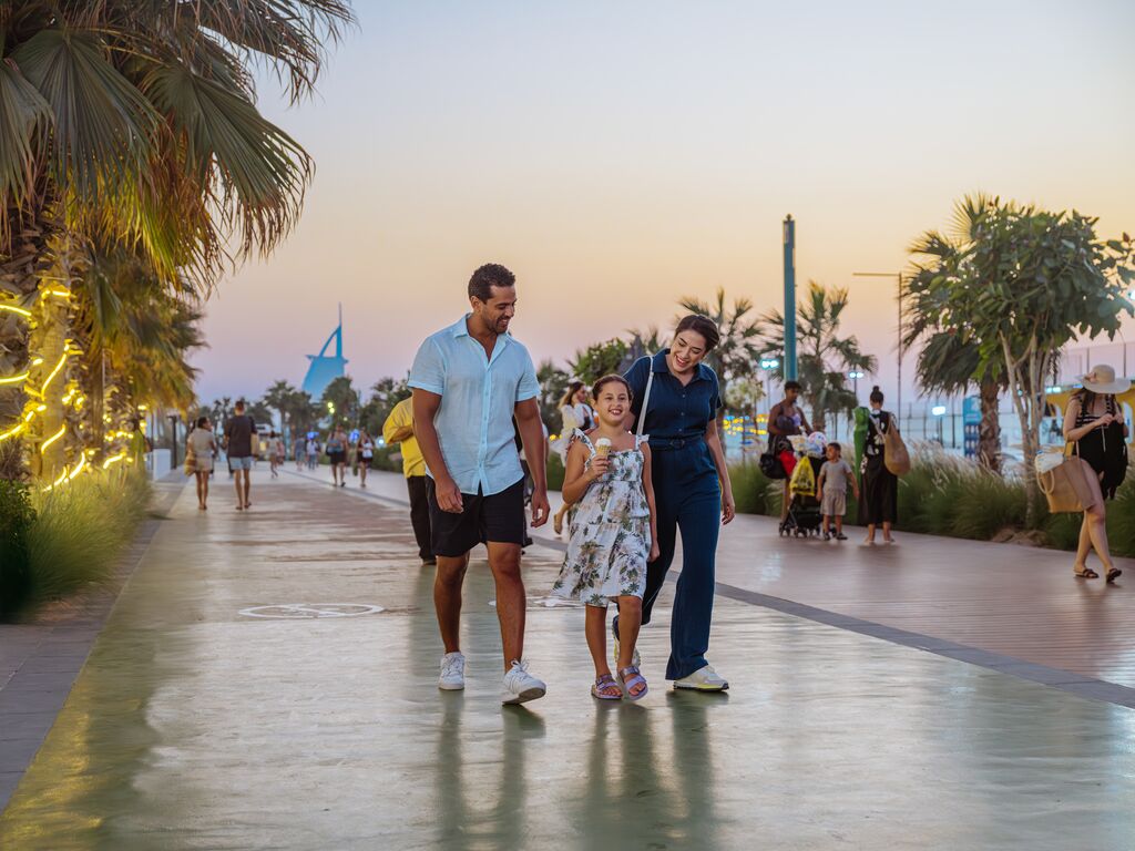 Unlock Your Dream Holiday: International Tour Packages & UAE 5-Year Visa for Pakistanis